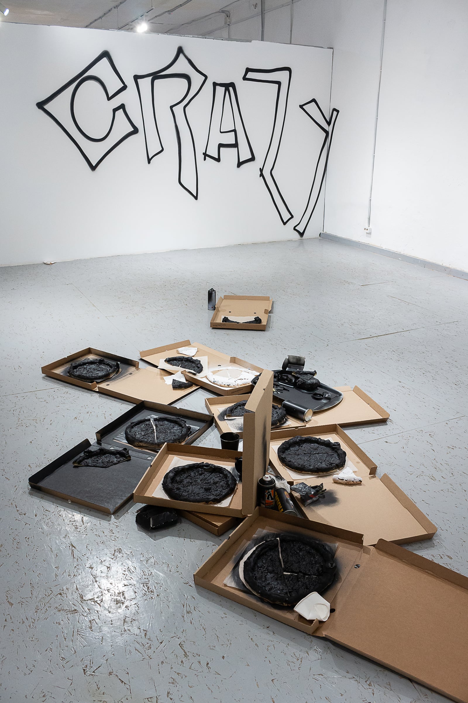 article image; primary-color: #A5A19E;