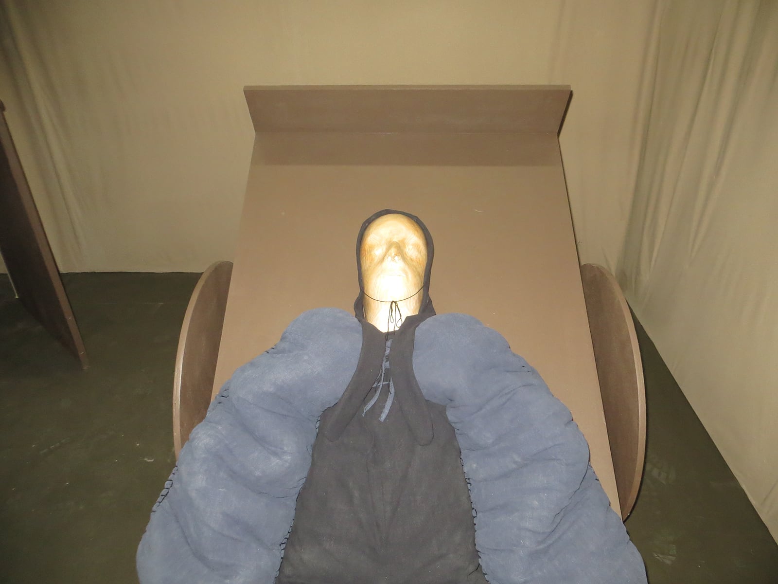 article image; primary-color: #827360;