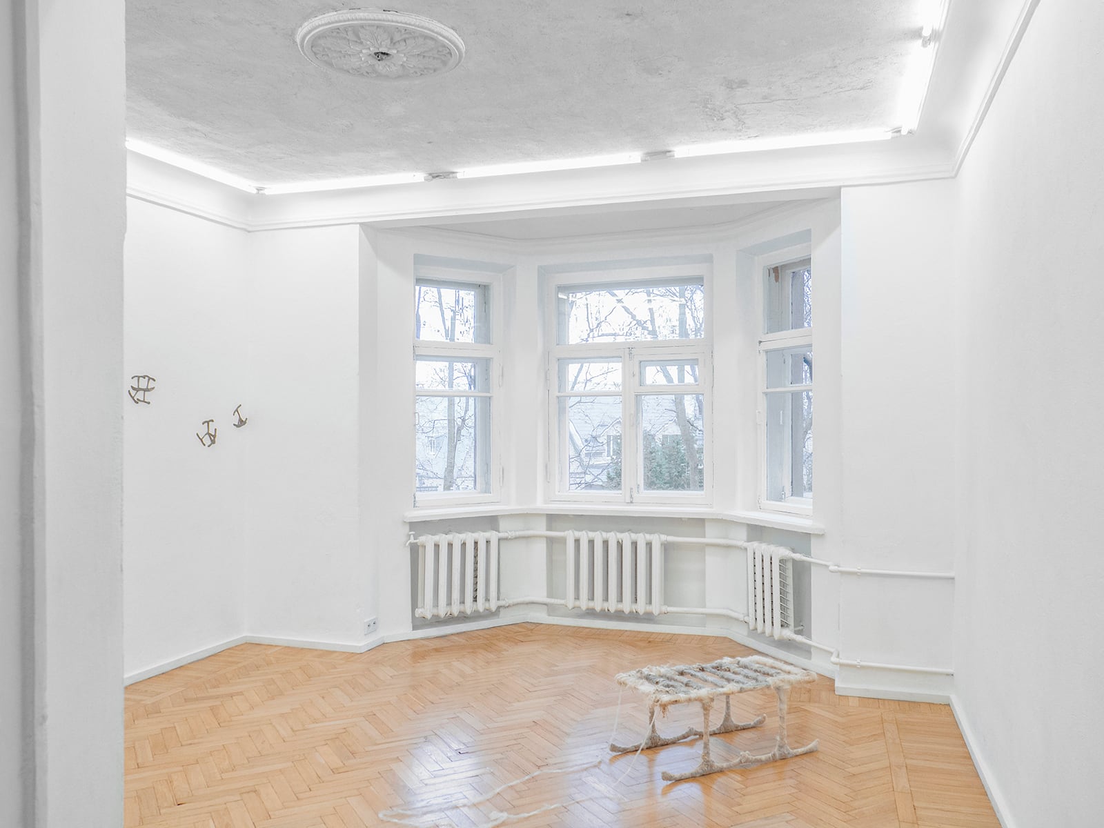 article image; primary-color: #CECAC7;