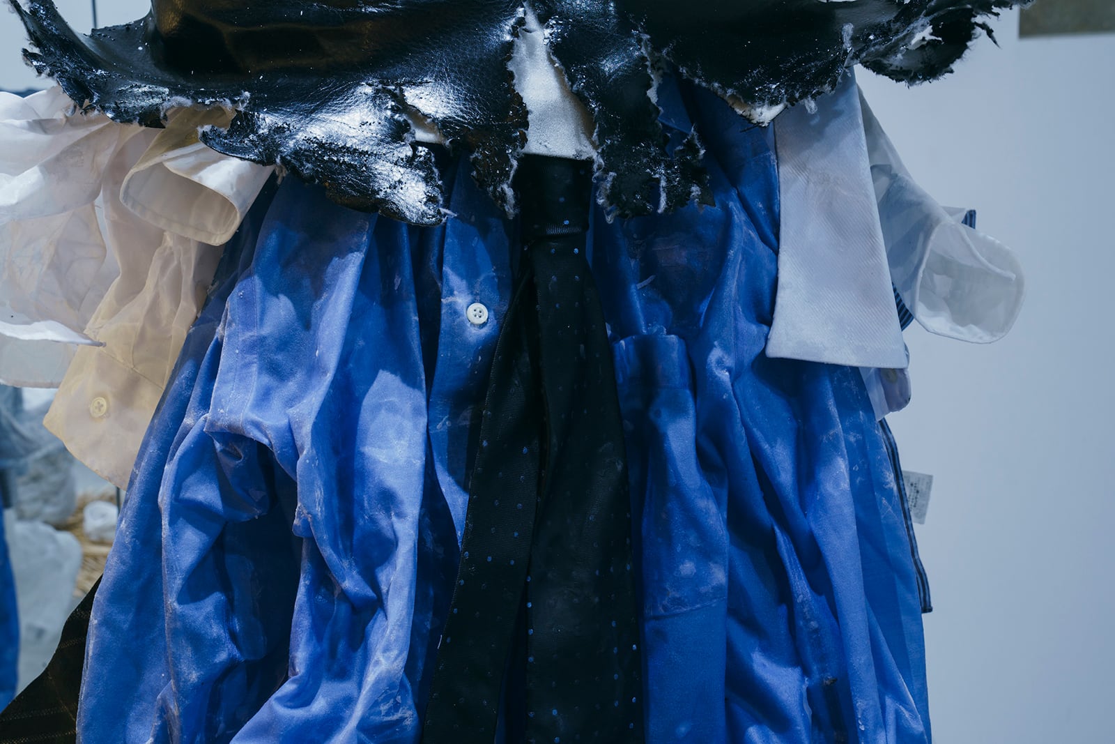 article image; primary-color: #405B78;