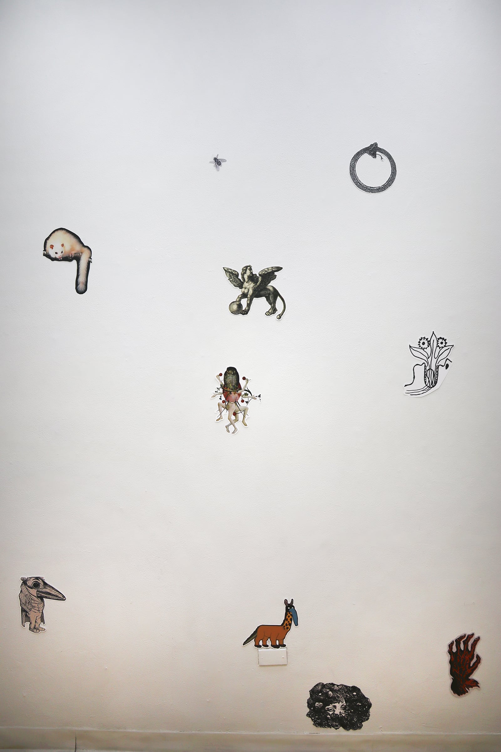 article image; primary-color: #D1CDCA;