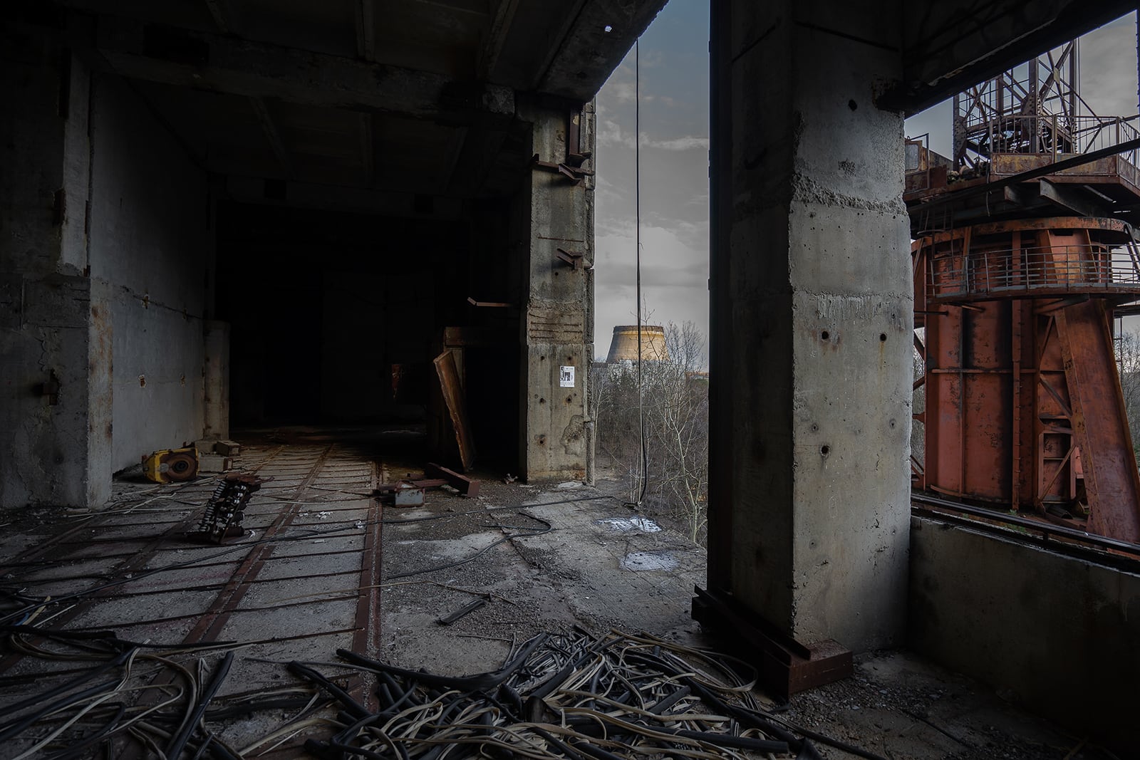 article image; primary-color: #2F2B2C;