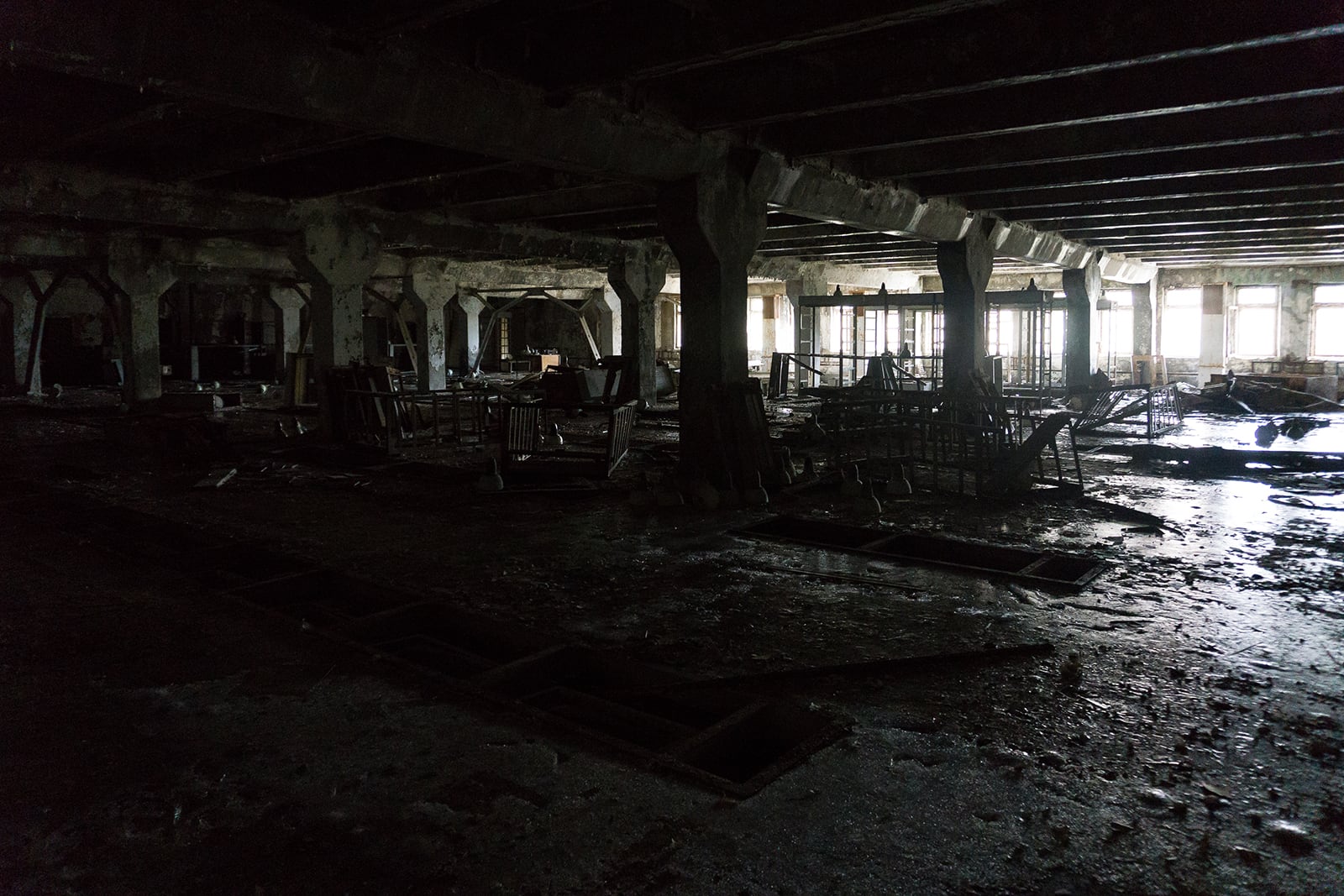 article image; primary-color: #26221F;