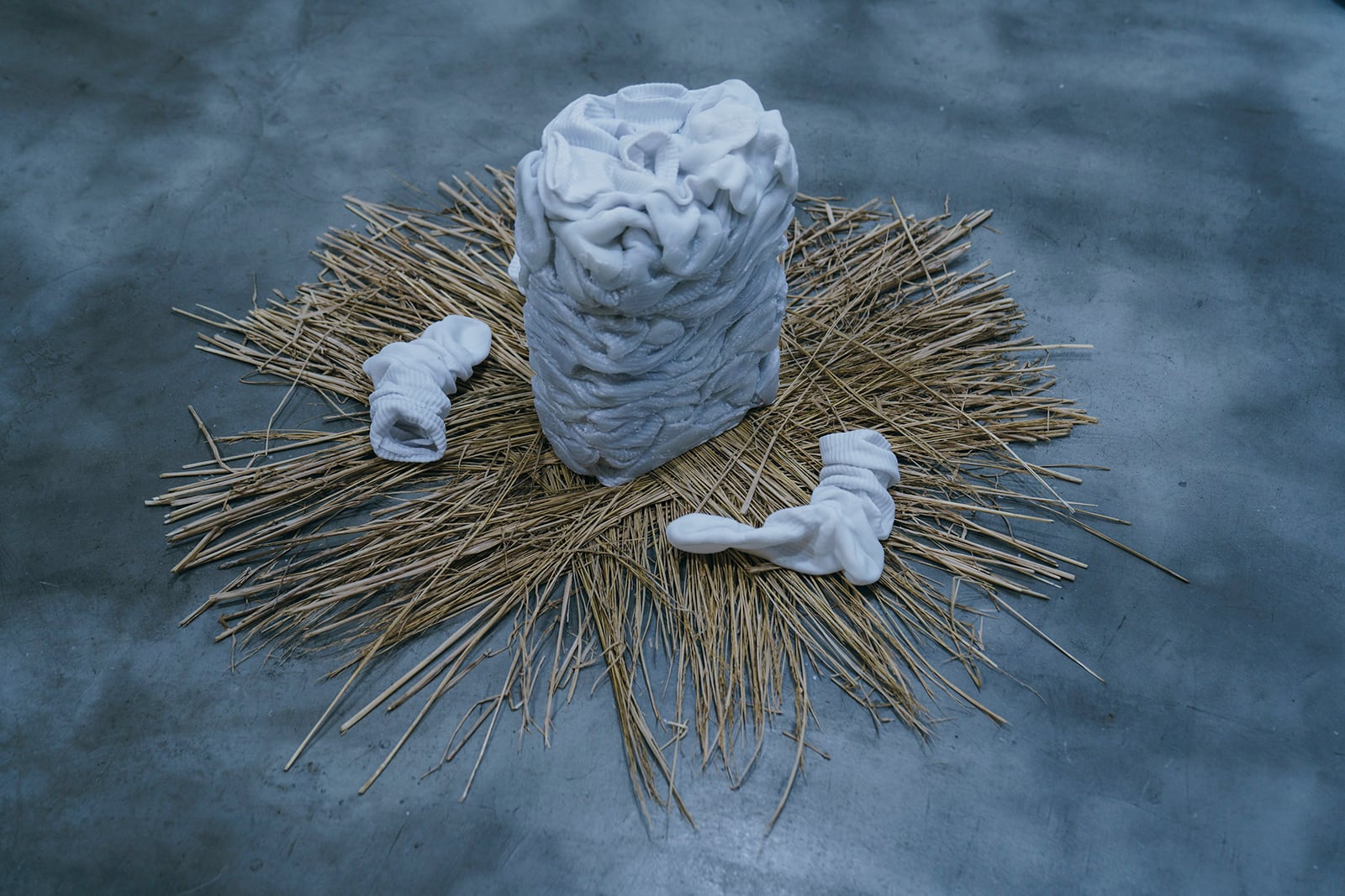 article image; primary-color: #526472;