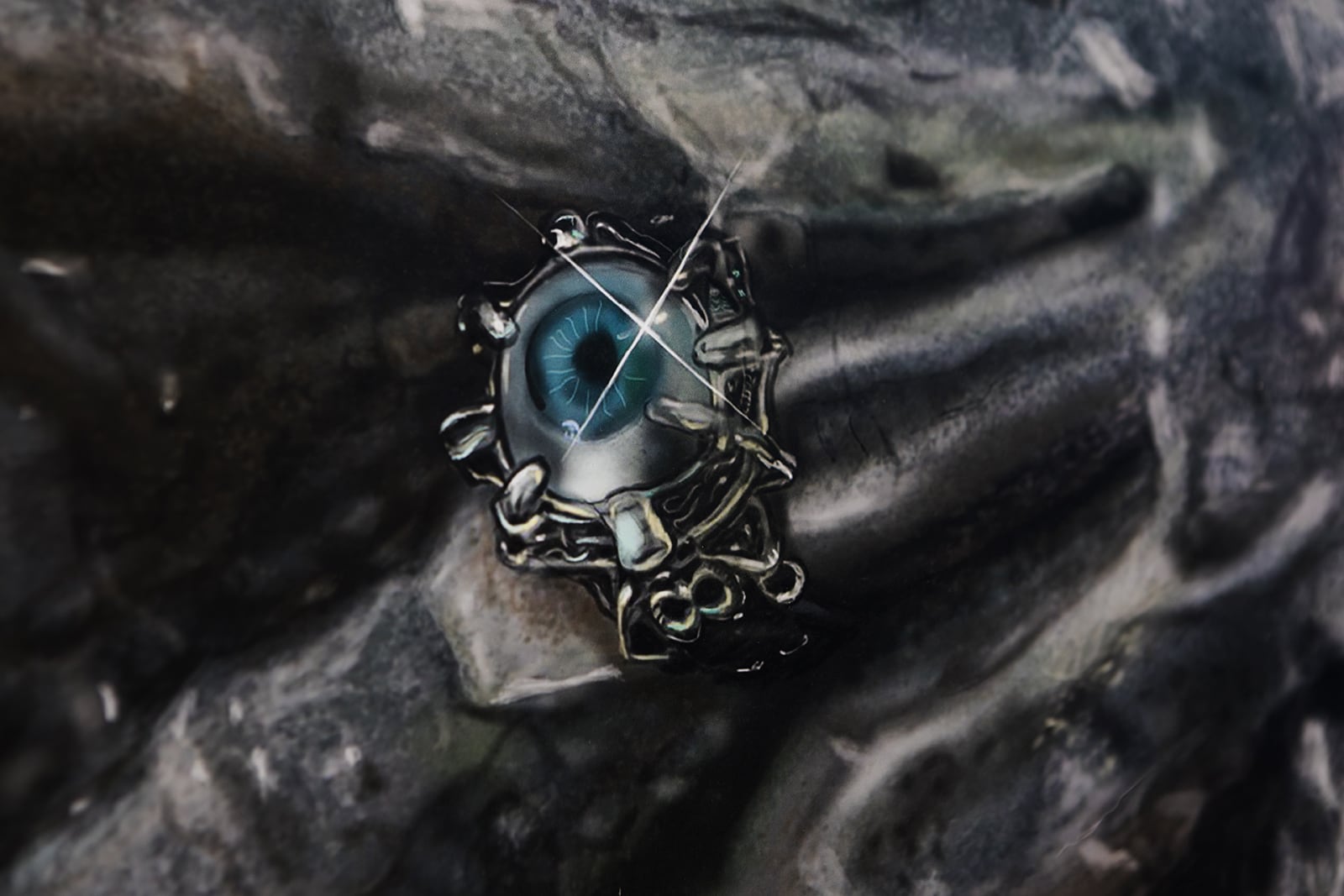 article image; primary-color: #353439;