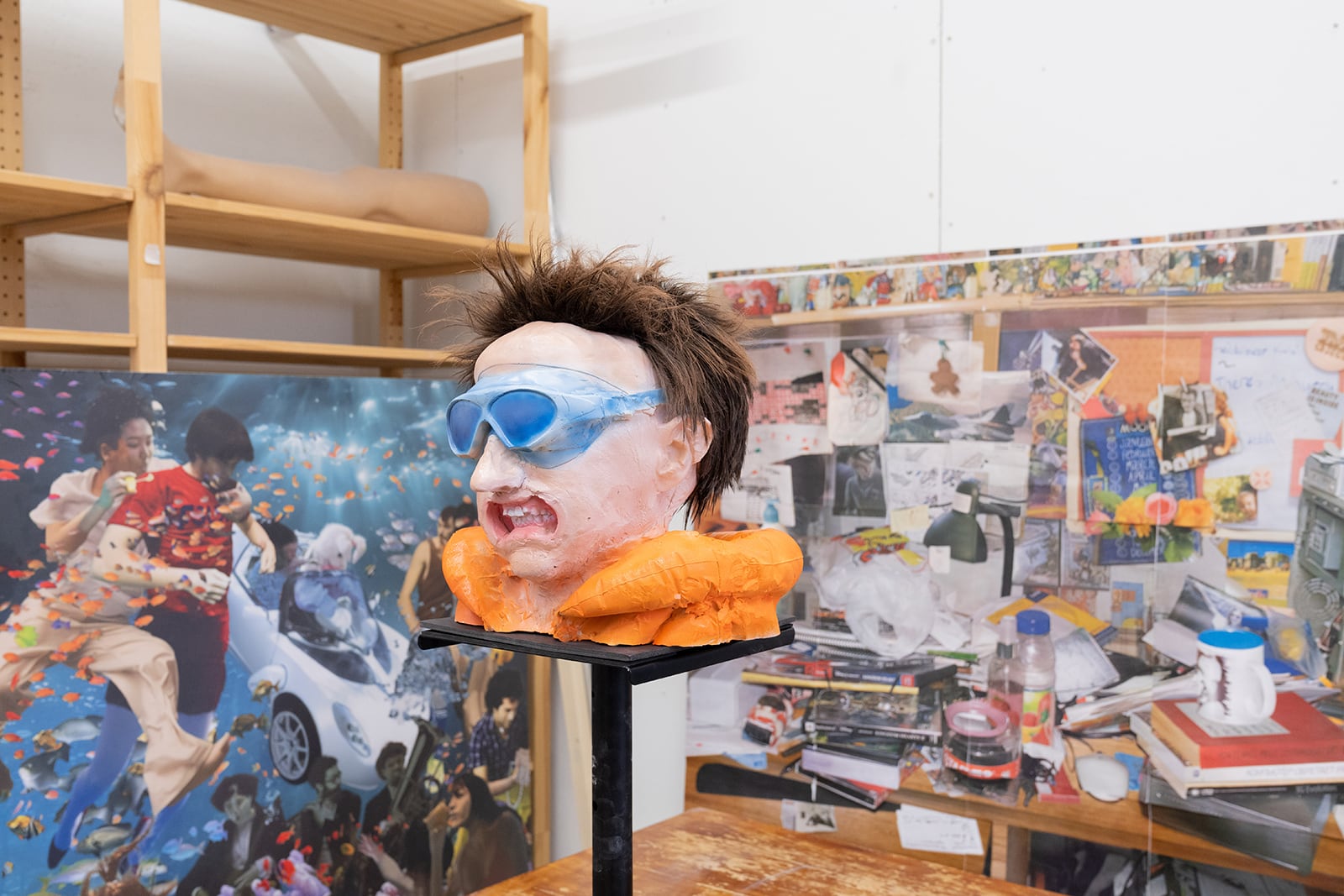 article image; primary-color: #AA9894;