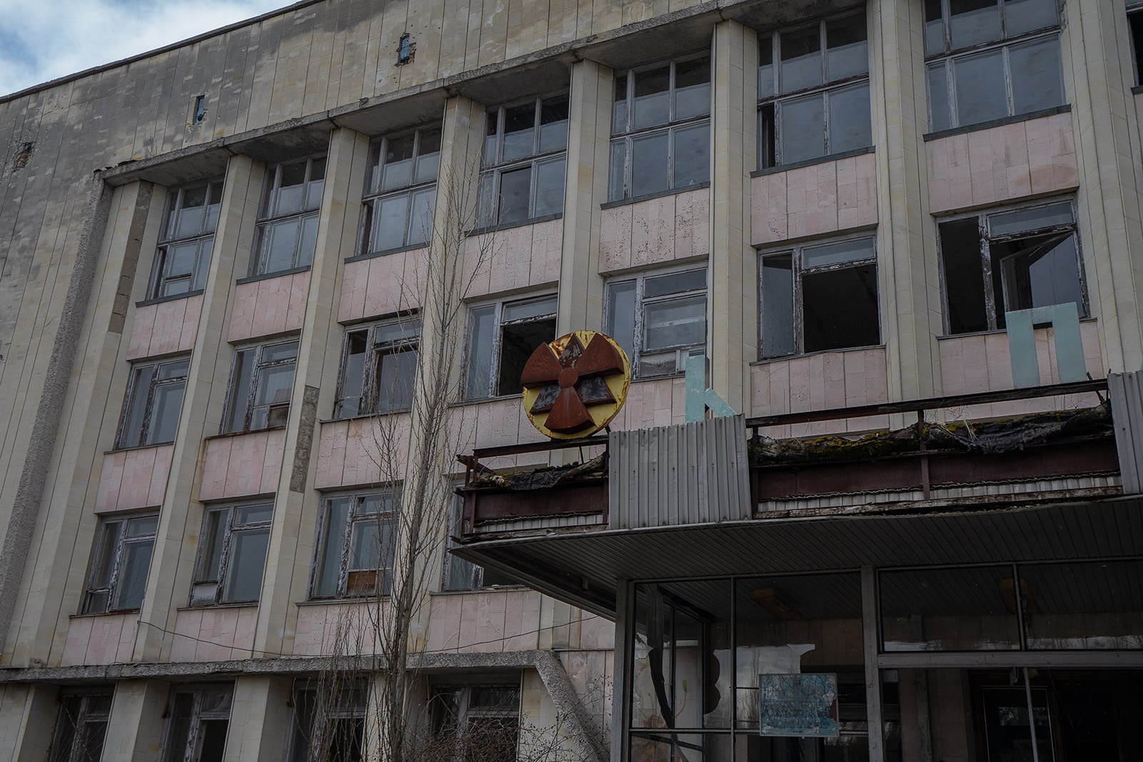 article image; primary-color: #4F4F4F;