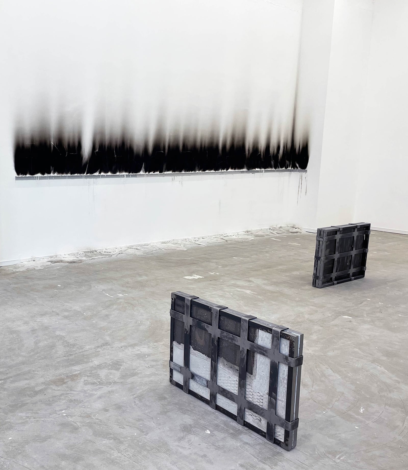 article image; primary-color: #BABABA;