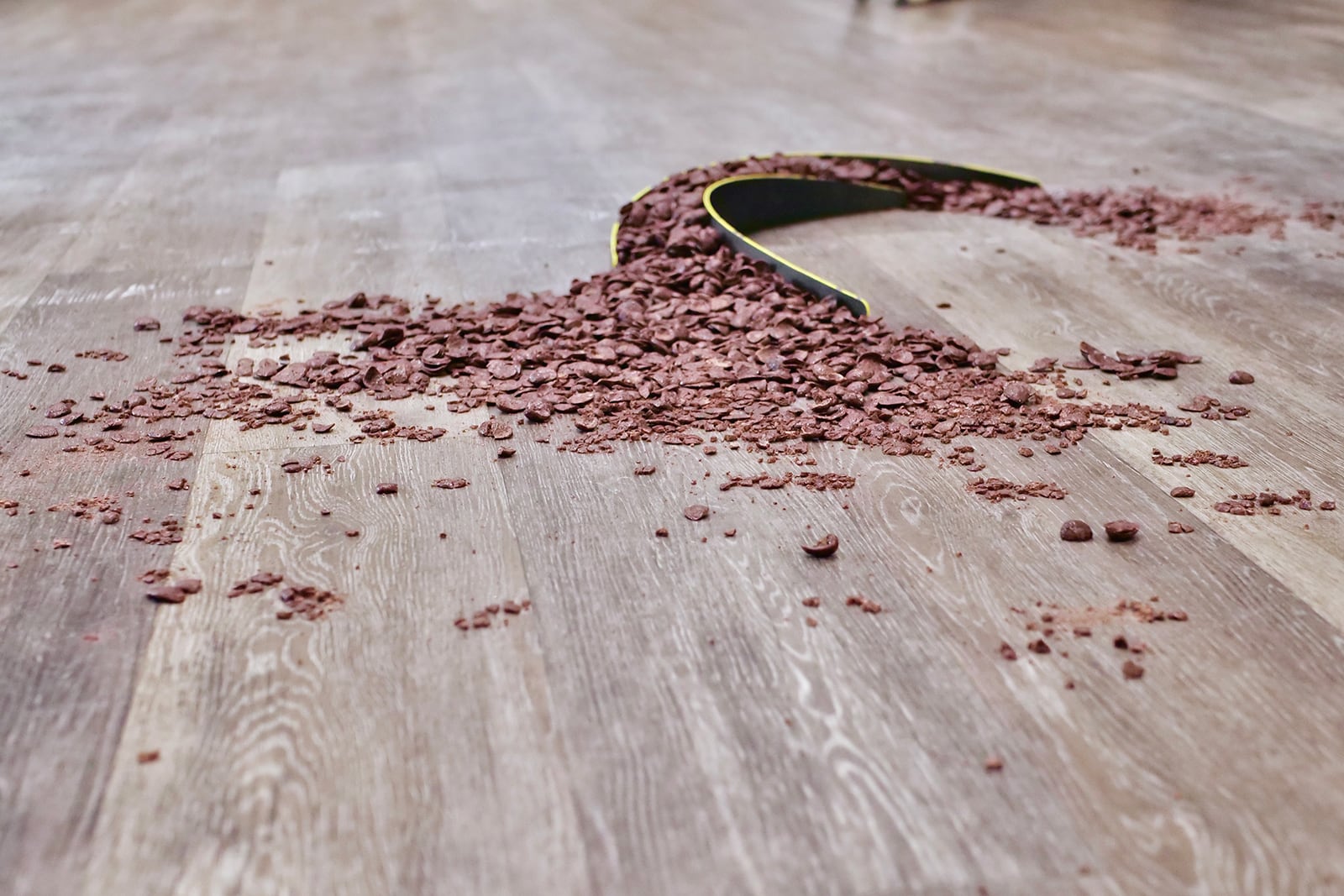 article image; primary-color: #AD9B99;