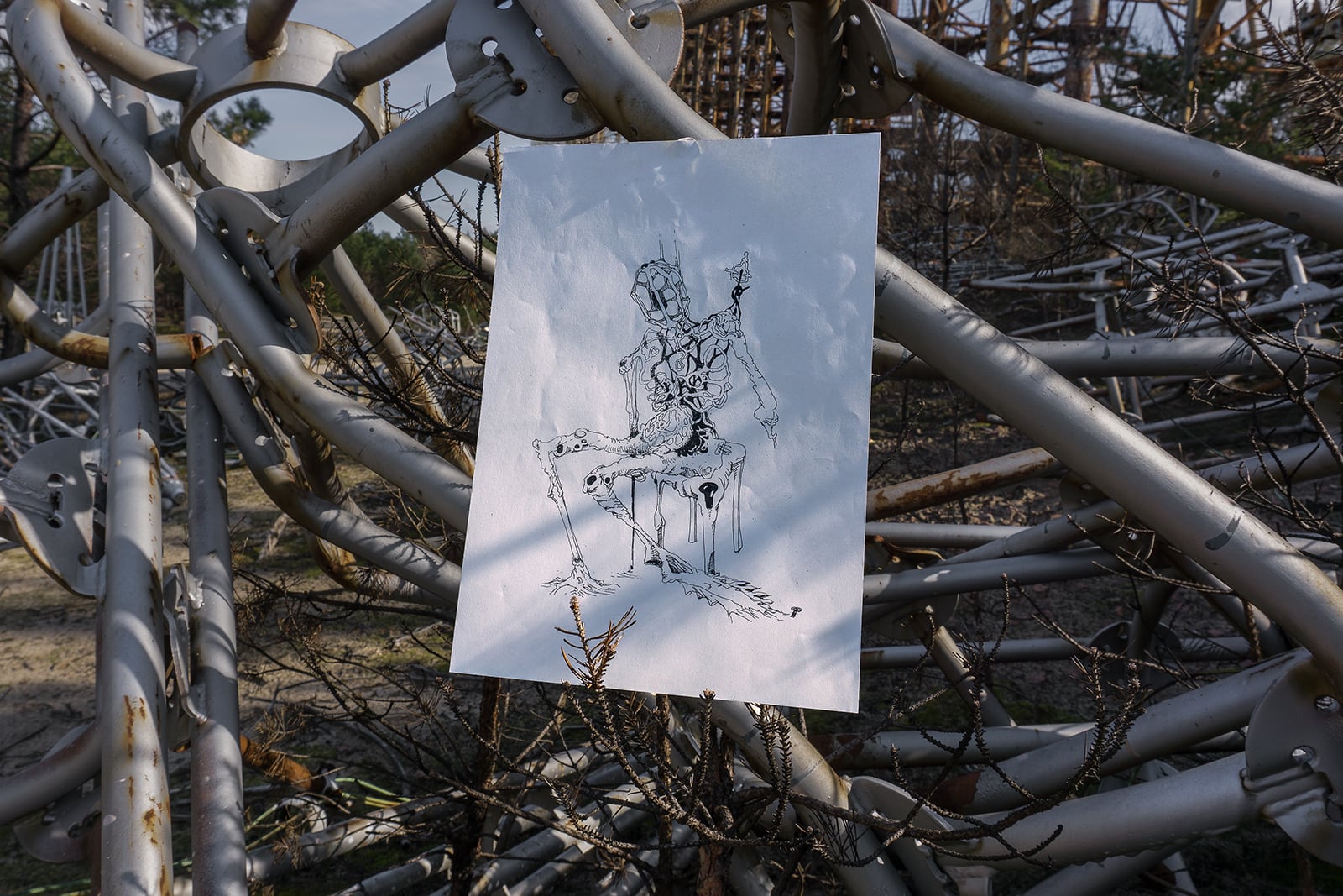 article image; primary-color: #515055;