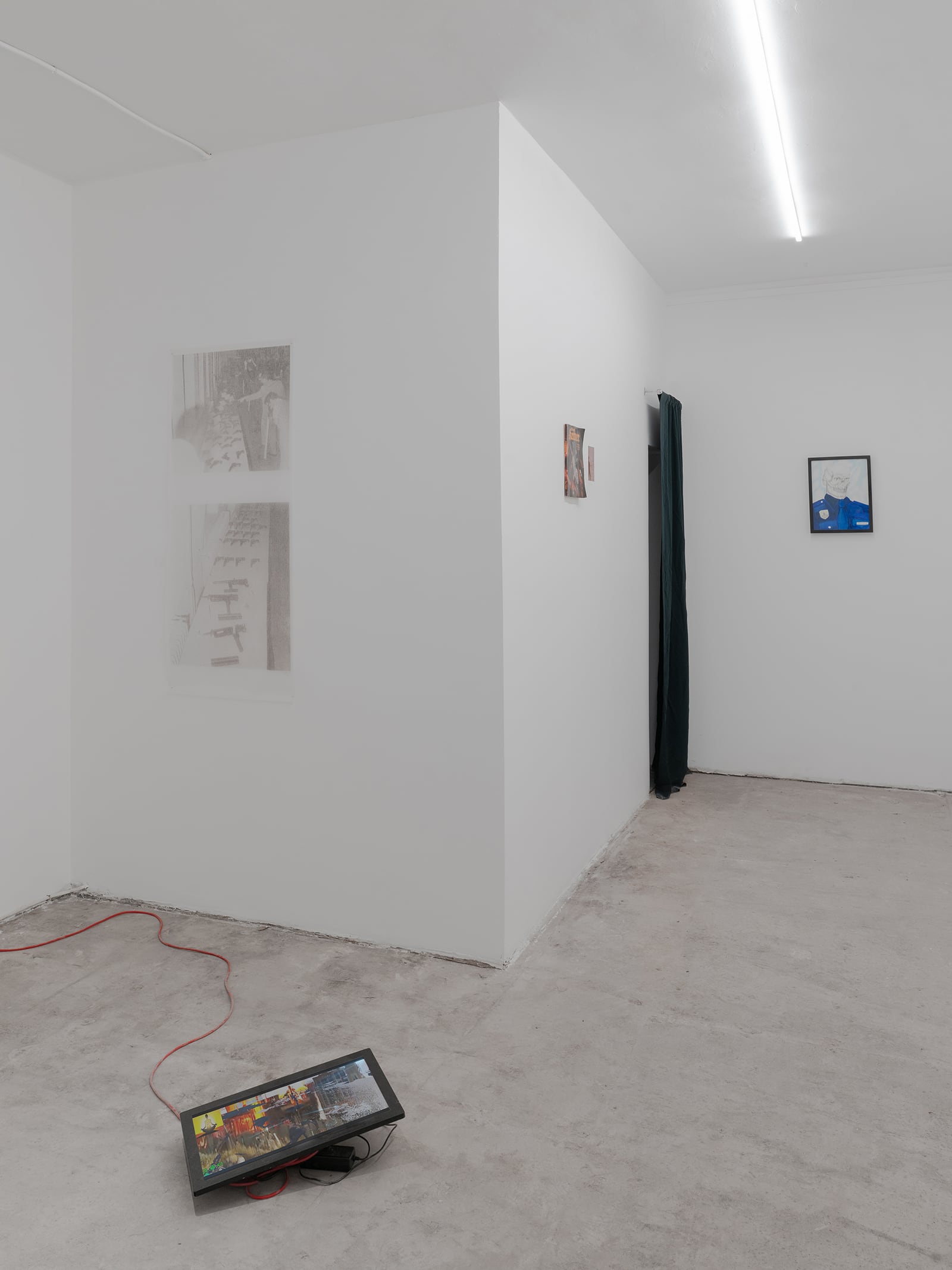 article image; primary-color: #A7A3A0;