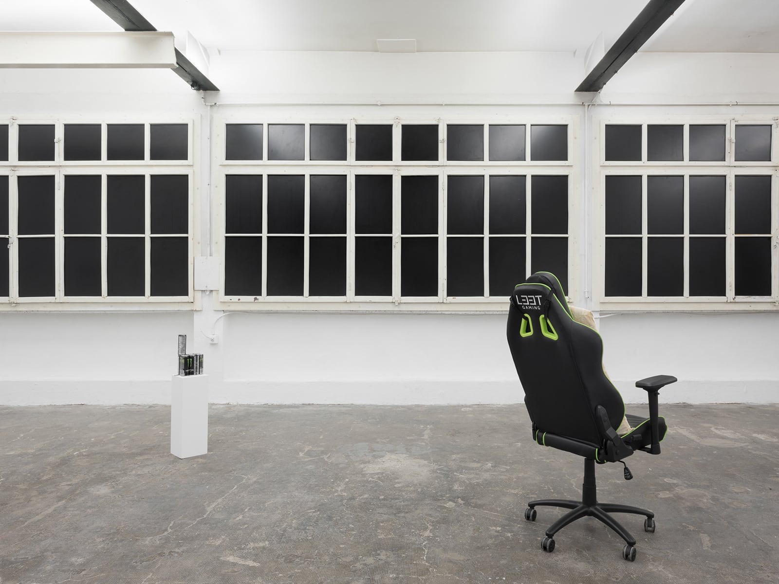 article image; primary-color: #9A9693;