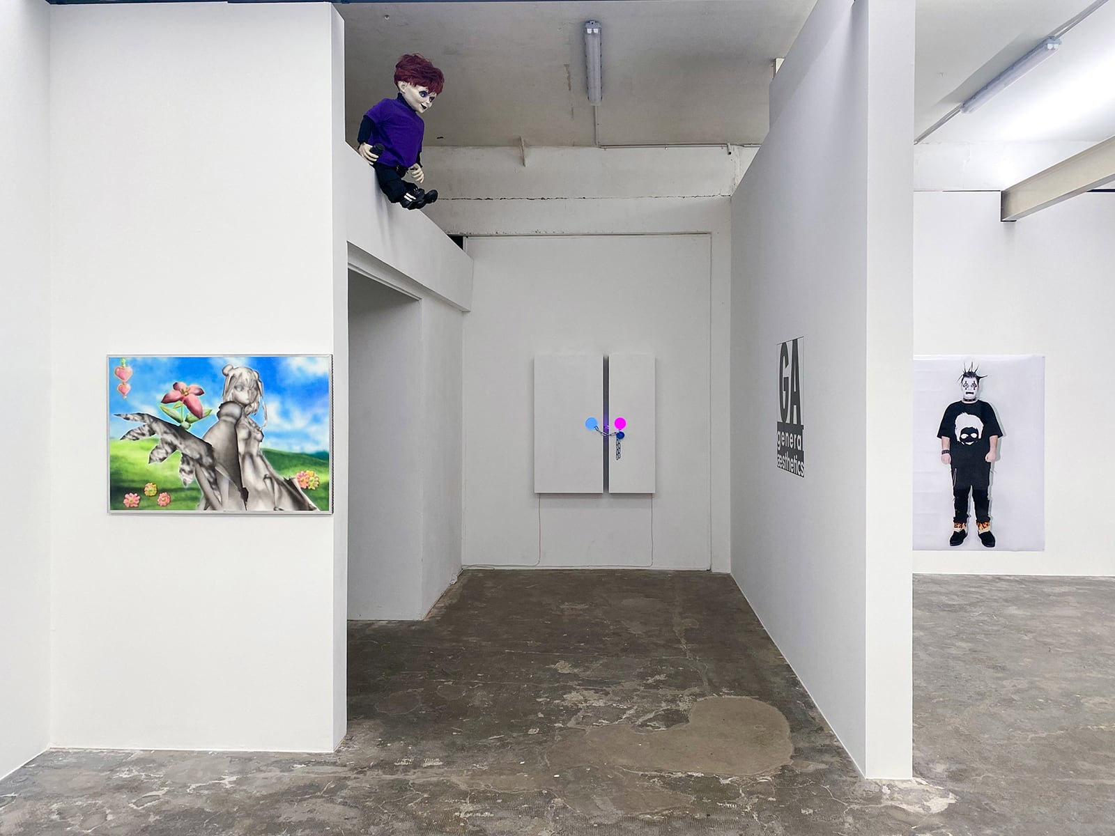 article image; primary-color: #B2AEAB;