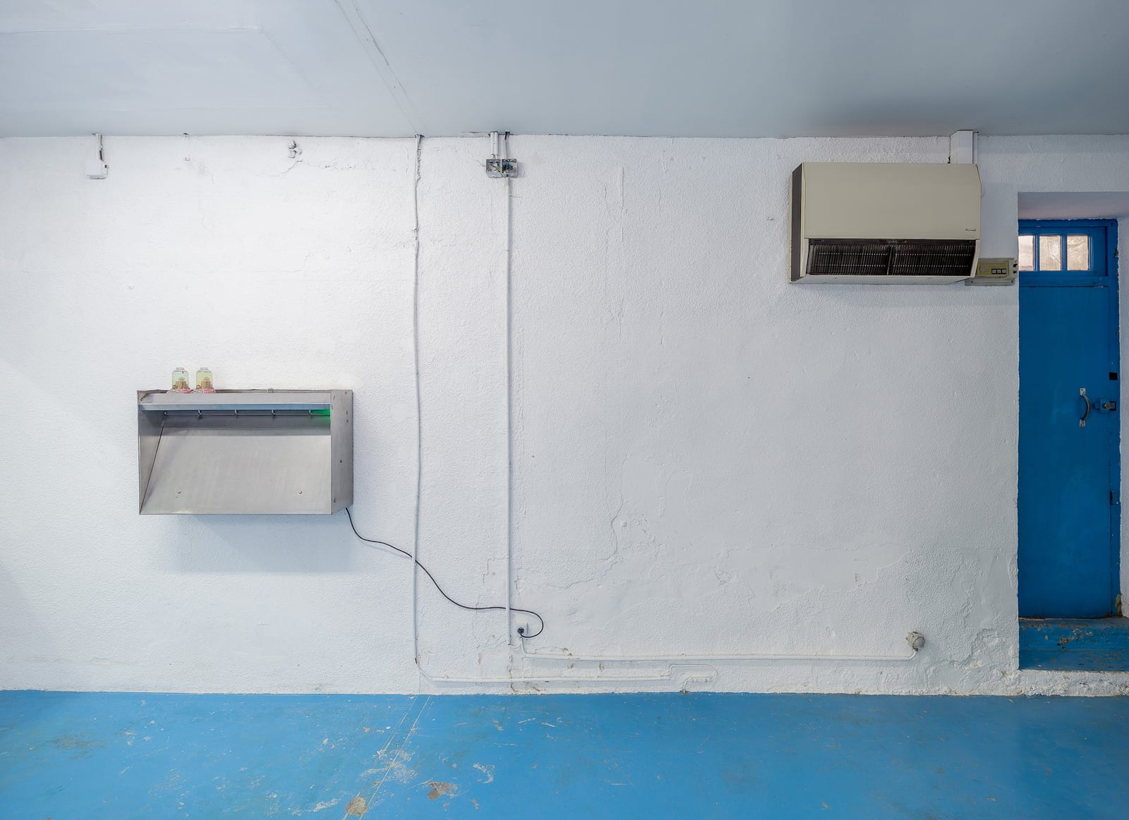 article image; primary-color: #9DADBA;