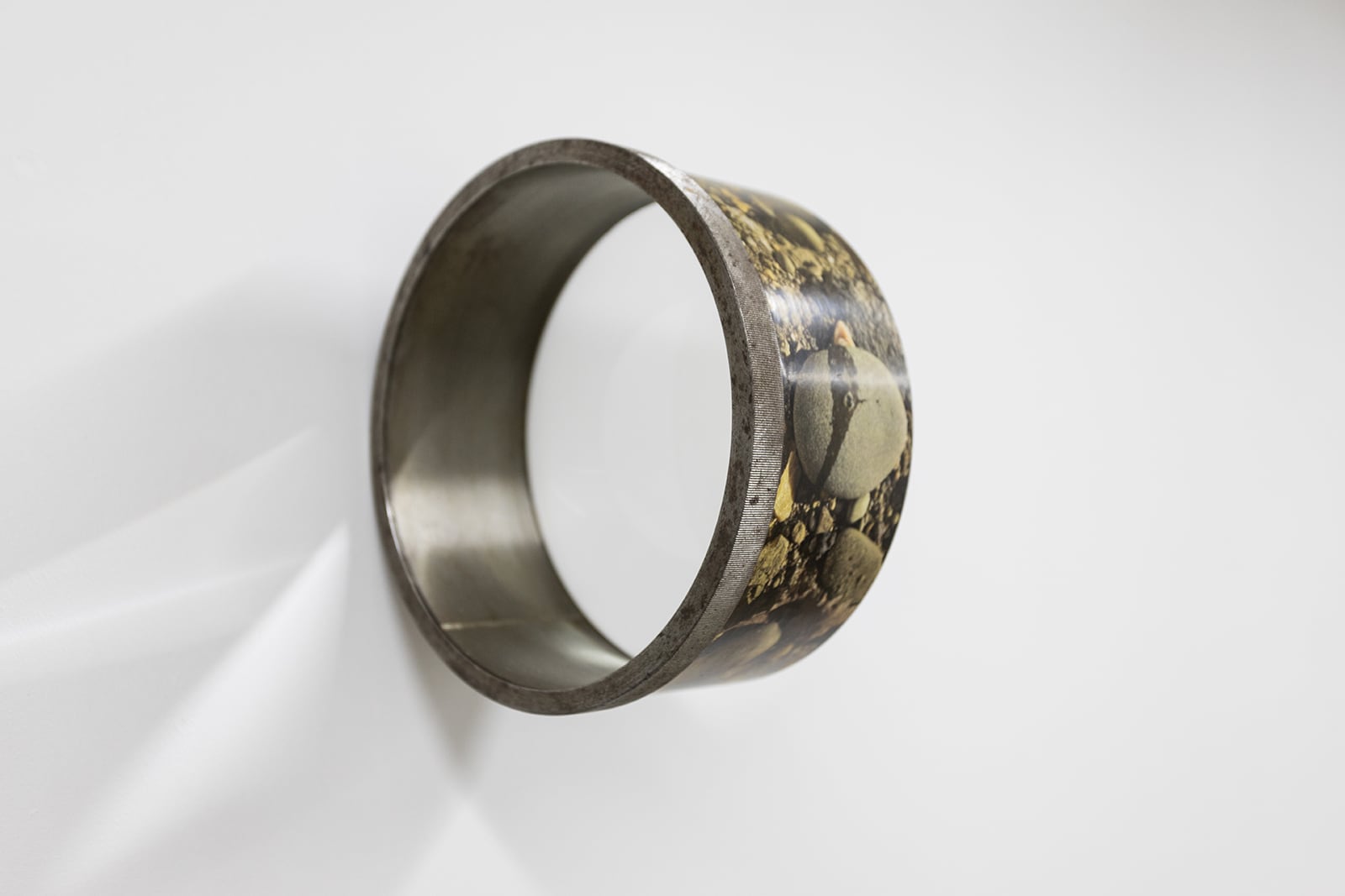 article image; primary-color: #D1CDCA;