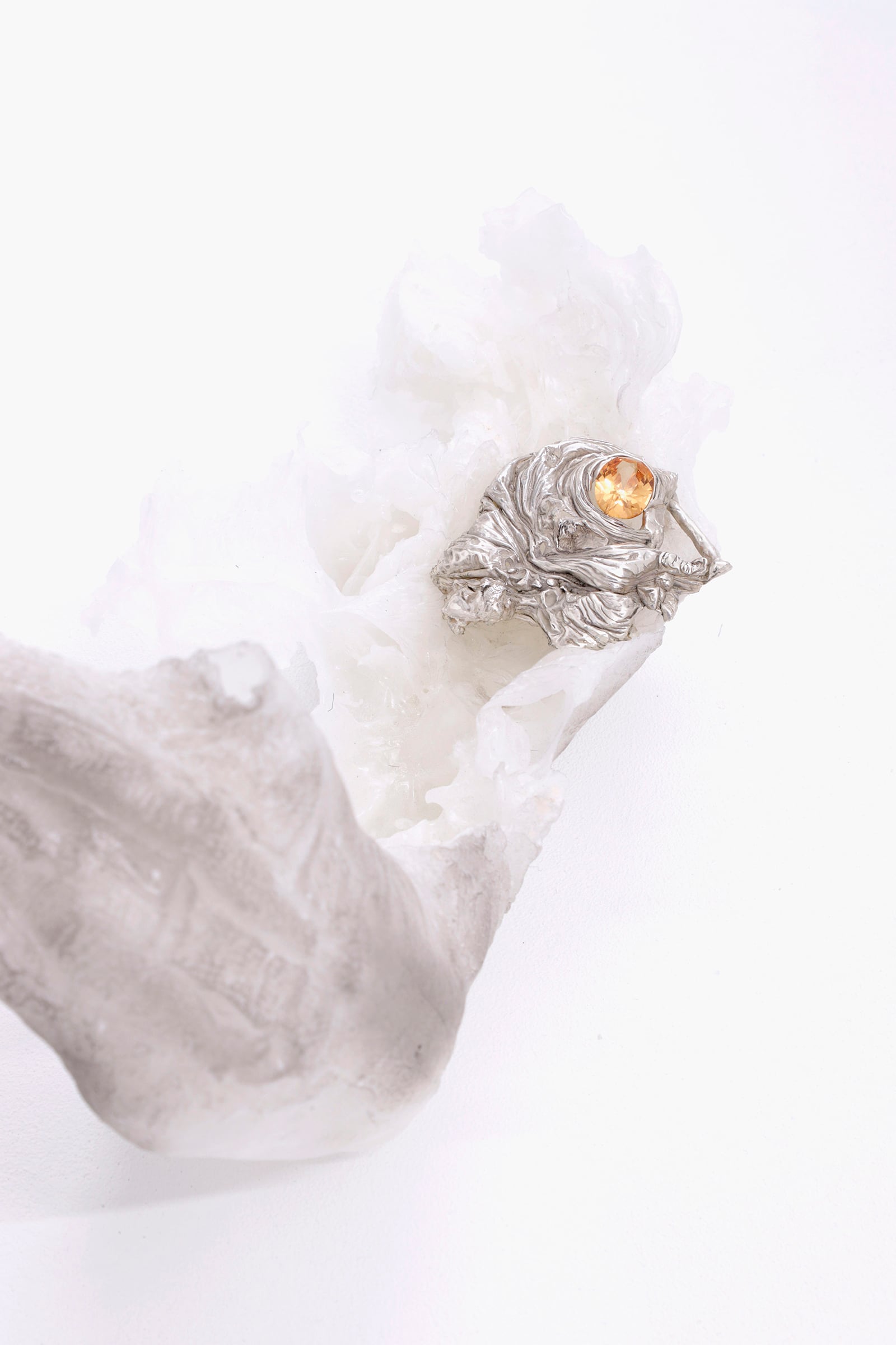 article image; primary-color: #EDE9EA;