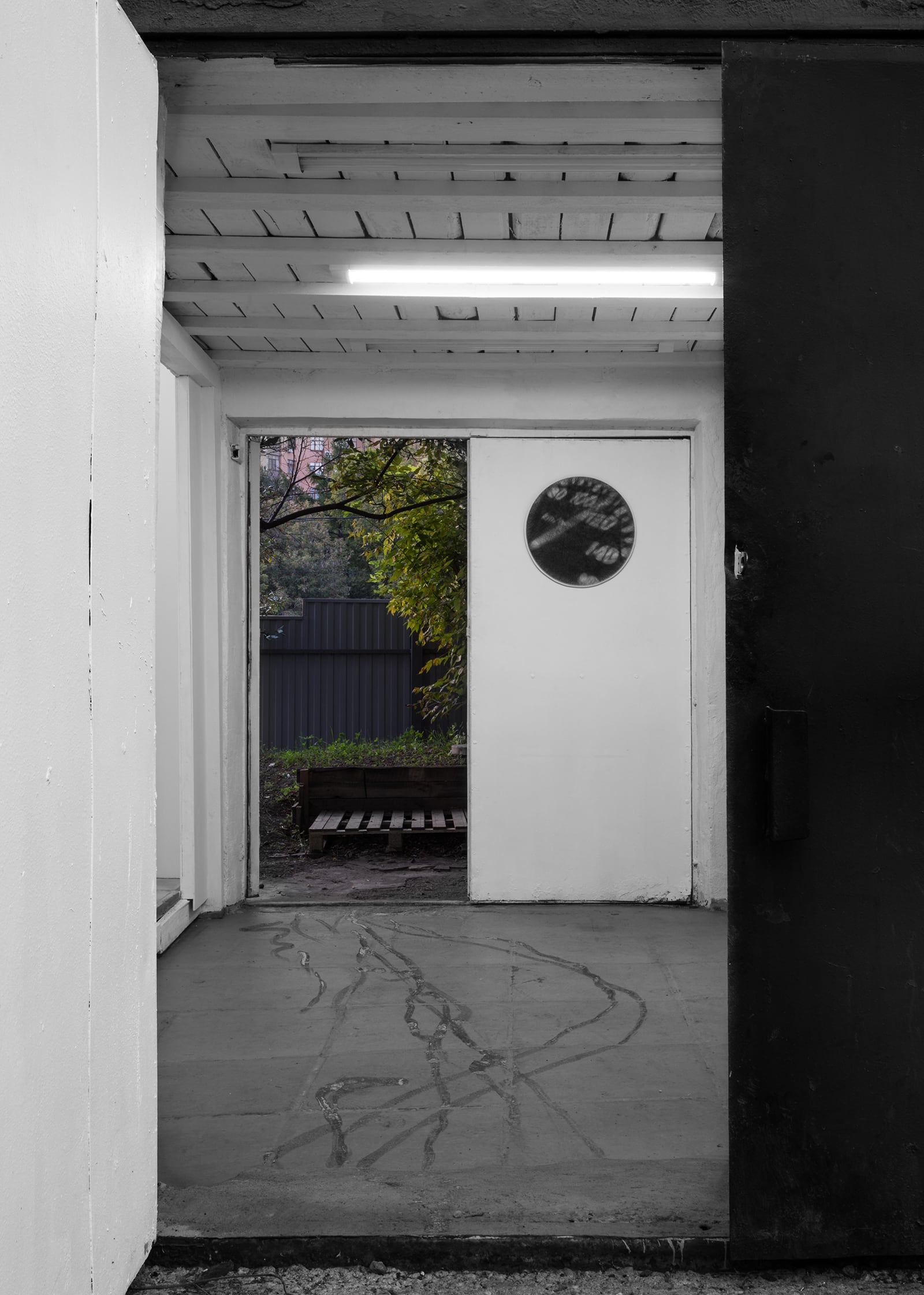 article image; primary-color: #696969;