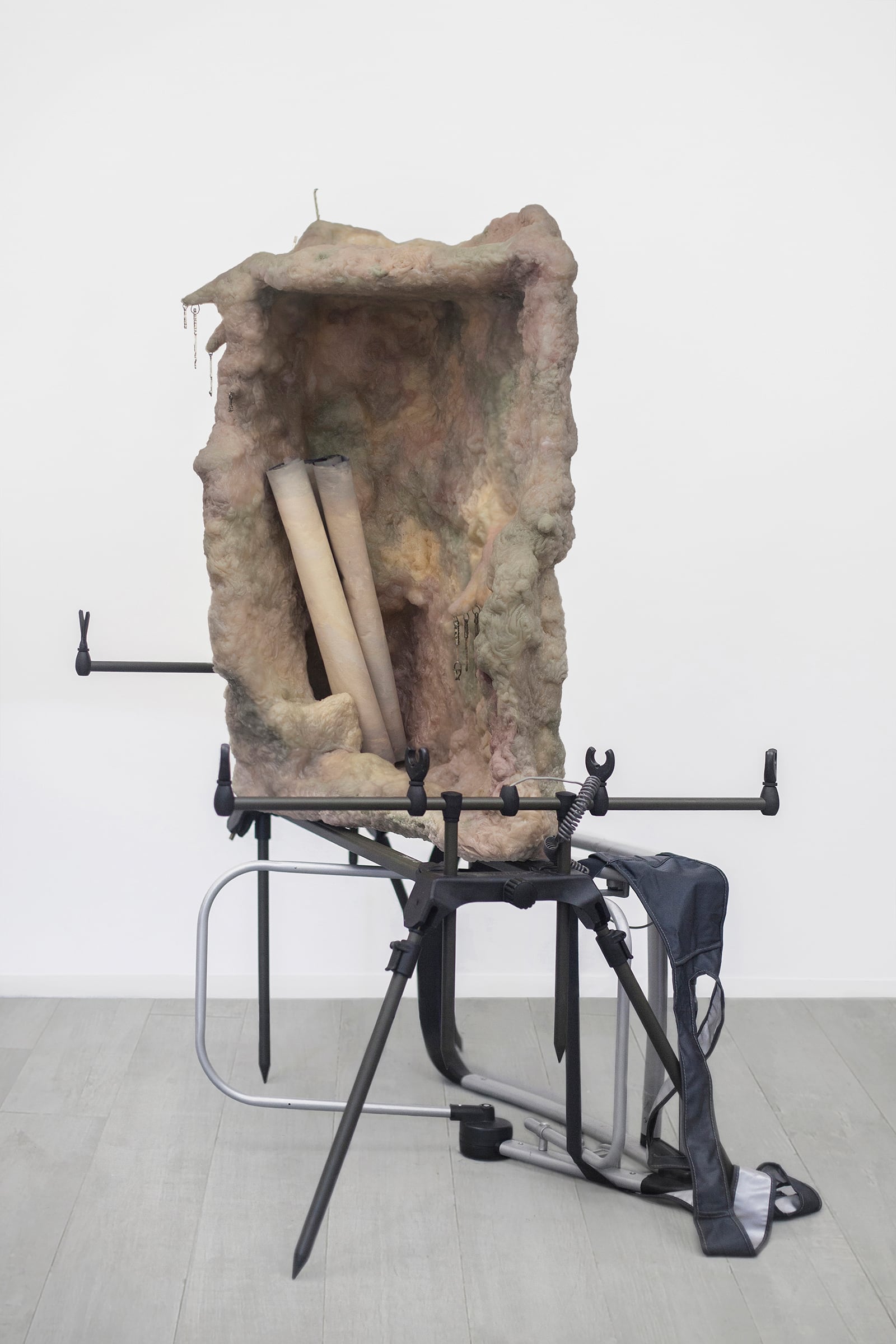 article image; primary-color: #C1BDBA;