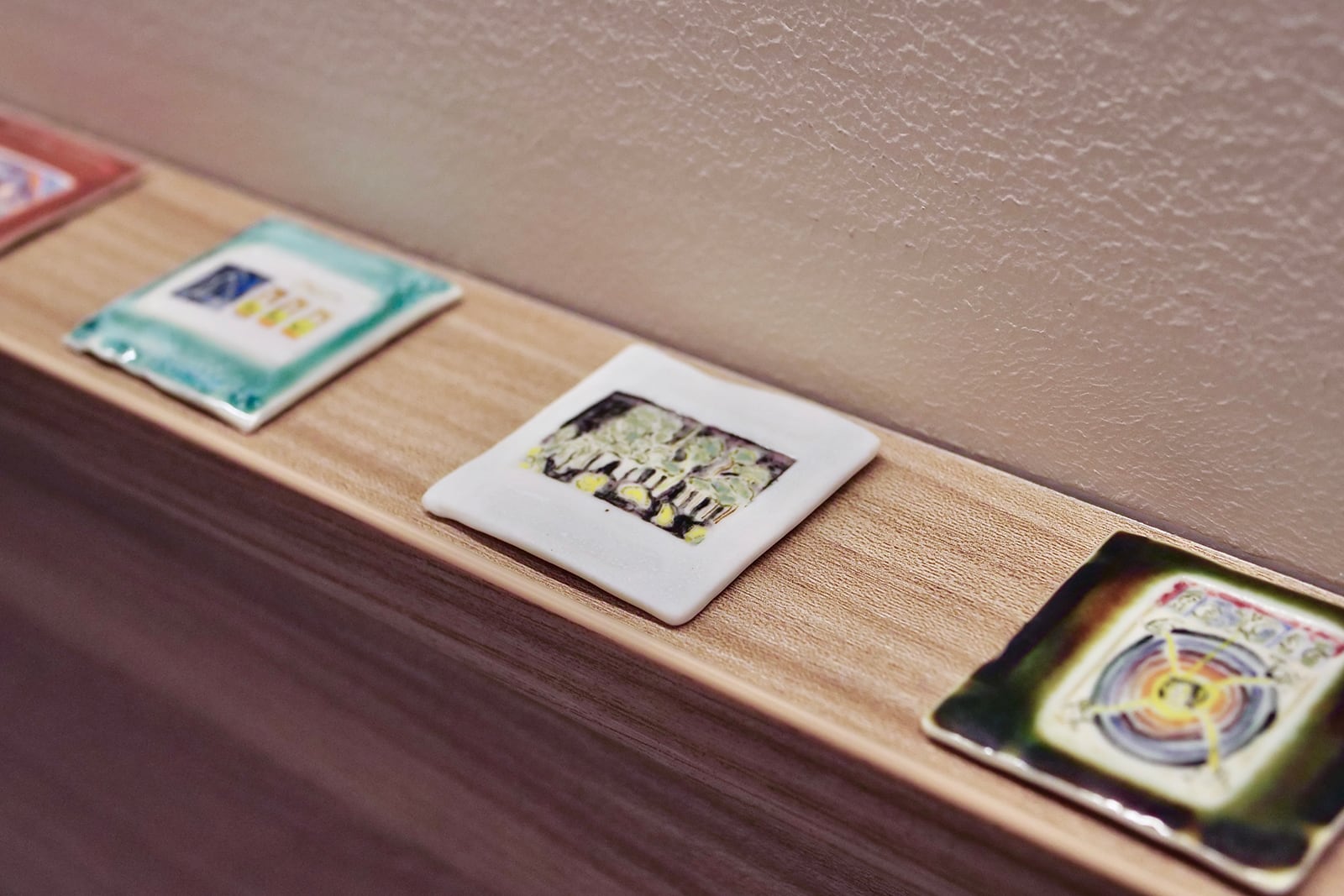 article image; primary-color: #8F796E;