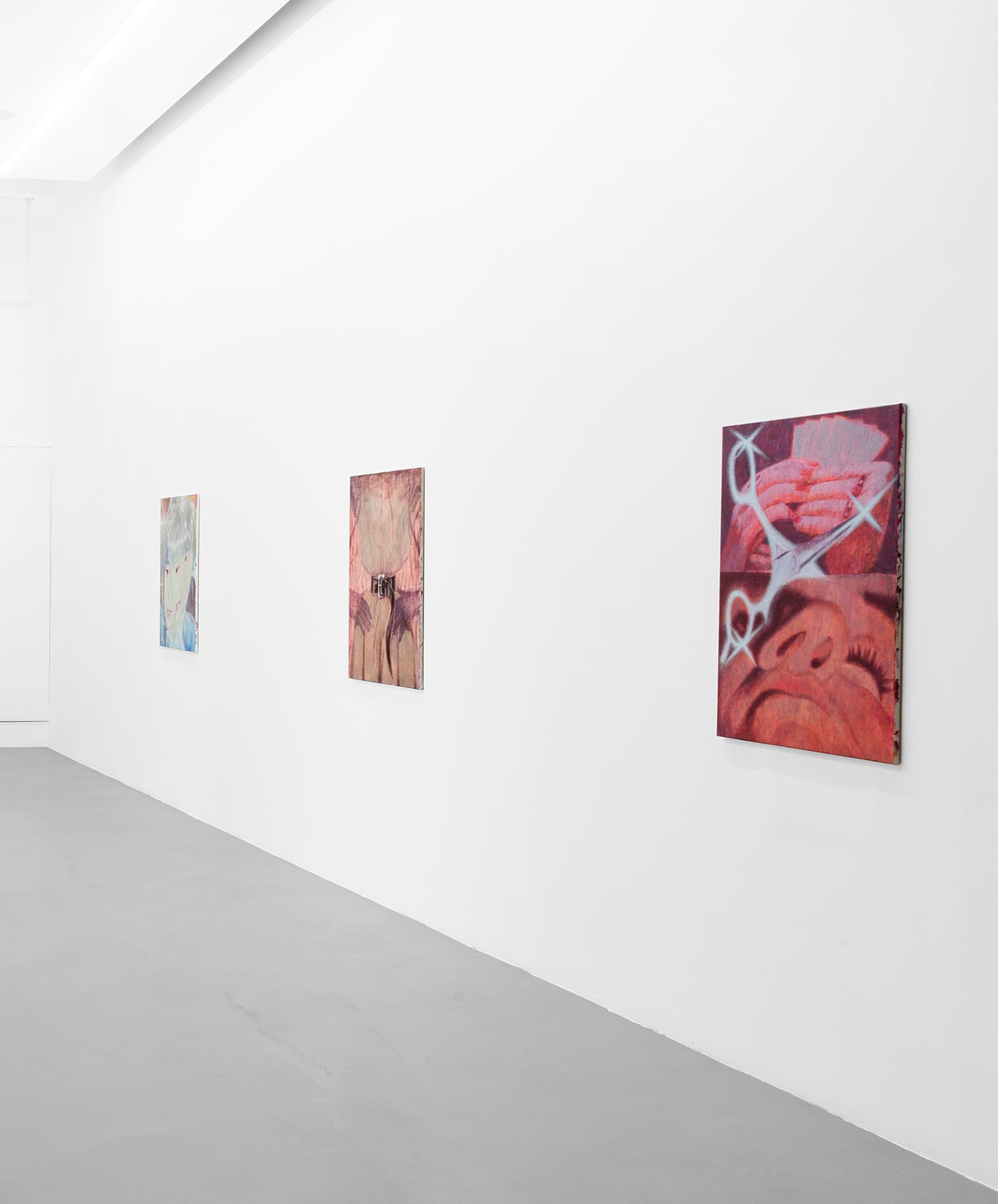 article image; primary-color: #DEDAD7;