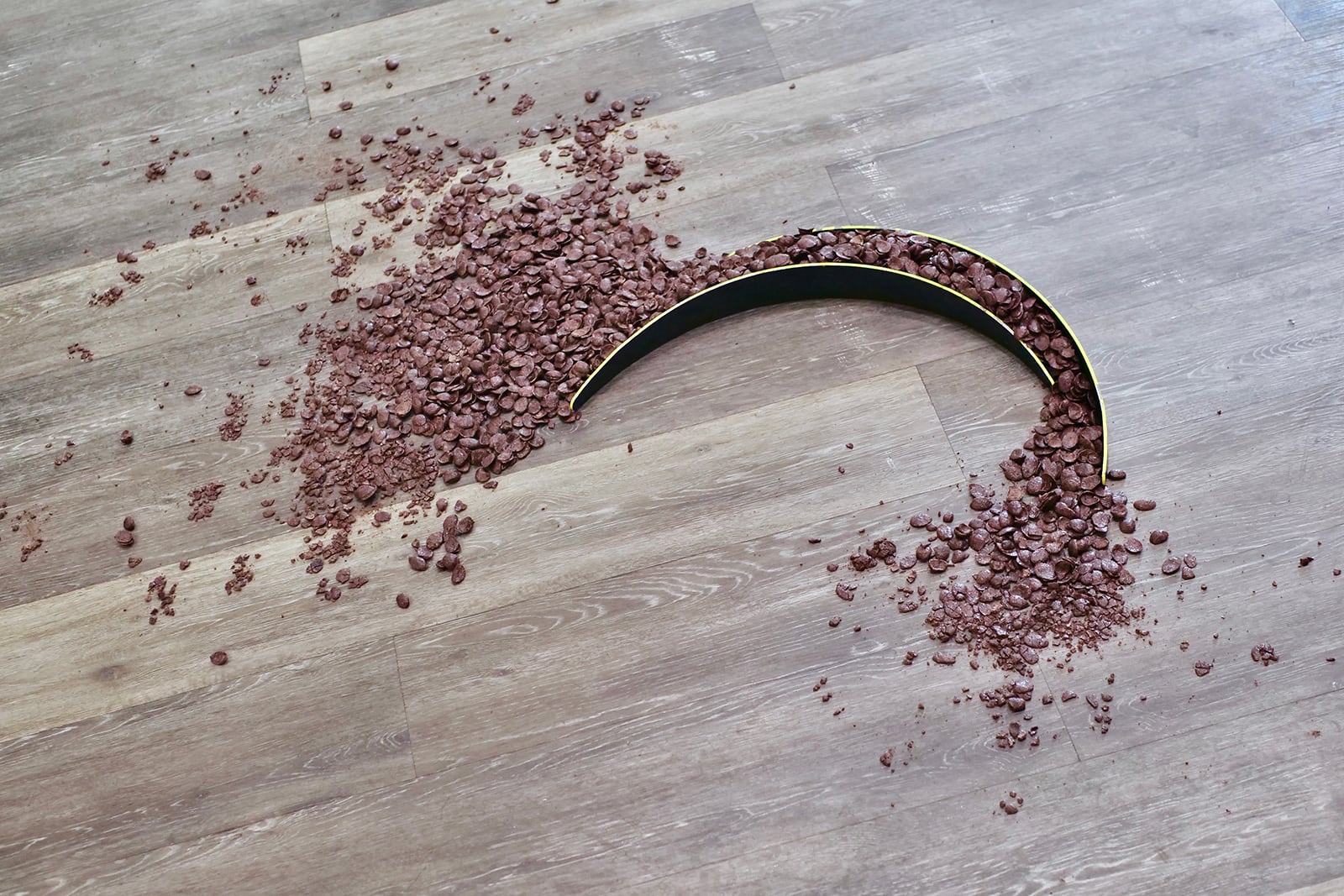 article image; primary-color: #9E9694;