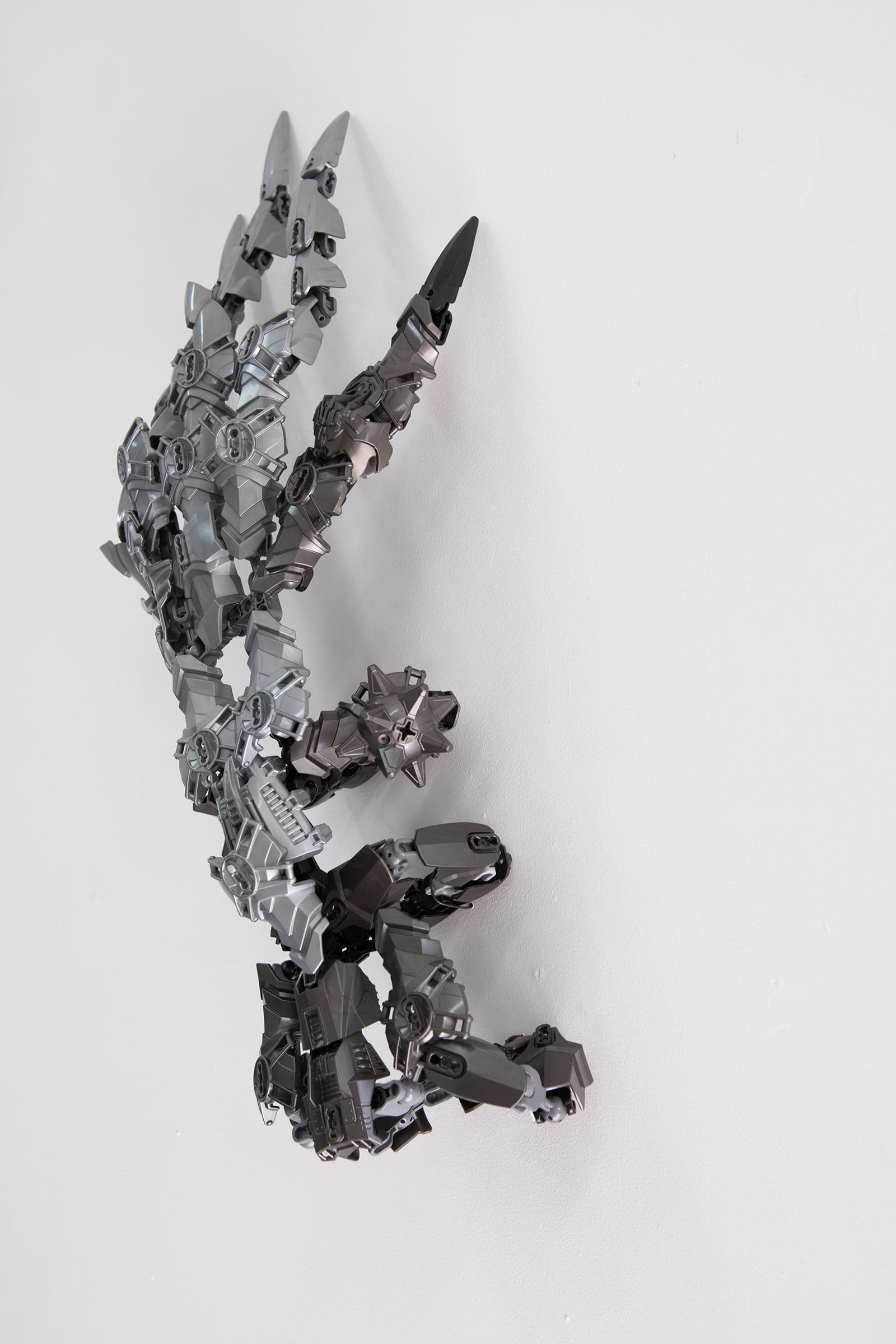 article image; primary-color: #C9C9C9;