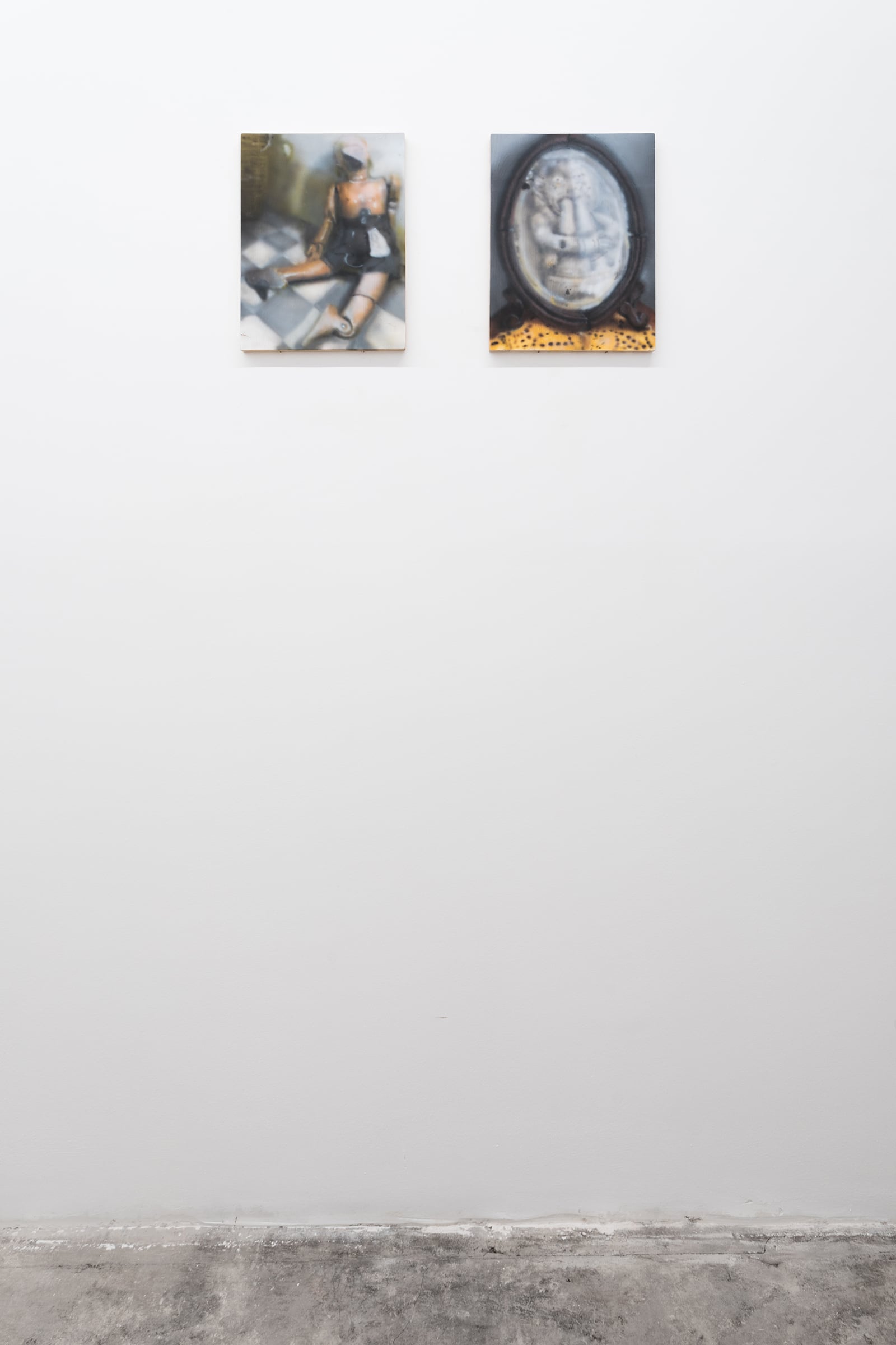 article image; primary-color: #D6D6D6;